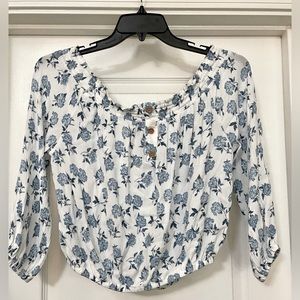 EUC Cropped Vanilla Star Floral Smocked Henley Top